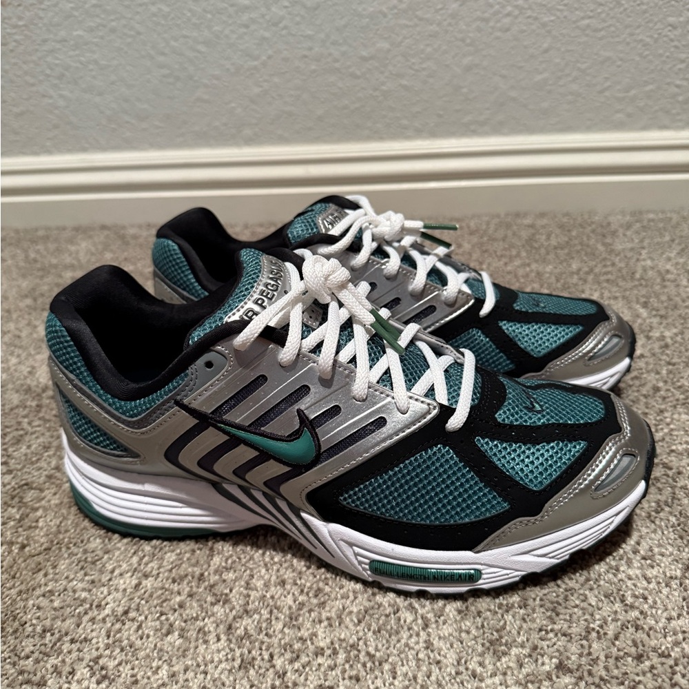 Nike Air Pegasus Never Worn